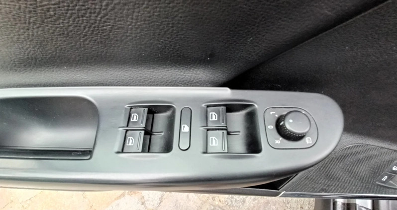 Volkswagen Passat cena 13900 przebieg: 295800, rok produkcji 2007 z Oborniki małe 326